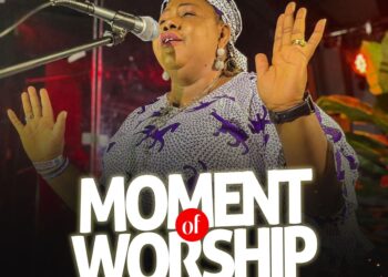 Moment of Worship (Spontaneous Spiritual Worship) by Ngozi Okoh