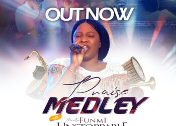 [Video] Praise Medley – FunmiUnstoppable [ @Funmiunstoppabl ]